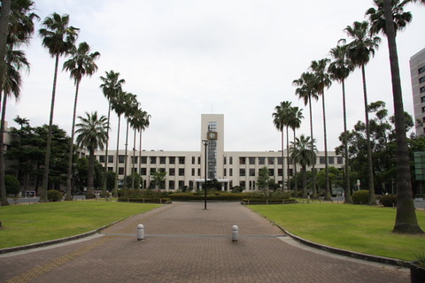 大阪市立大学