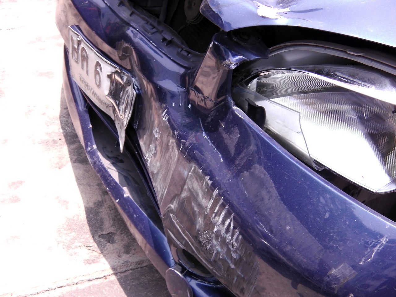 世話になった車がボコボコに いまだ旅の途中 クルンテープの大空から Powered By ライブドアブログ