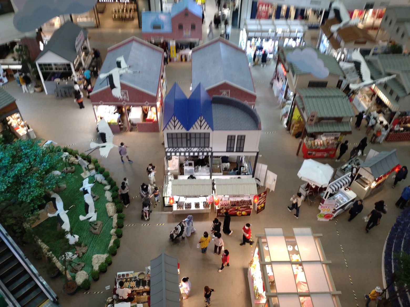 いまだ旅の途中☆クルンテープの大空から	  シーコンスクウェア 北海道フェアーへ	  	コメント