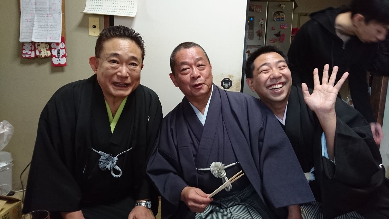��ī��ӧ