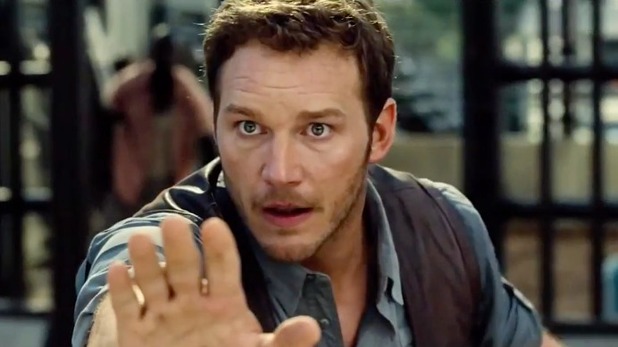 movies-chris-pratt-jurassic-world-extended-tv-spot-01