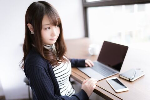 プロフィールの趣味の欄を「釣り・サイクリング」と書いたら相談所に止められた。代わりに「旅行・読書・料理」になった。釣りやサイクリングってマイナスイメージの趣味なのか？