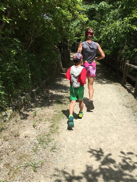 CFB0D8FA-CD79-4C62-88B0-1C85D8D70611