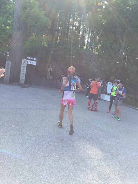 4A48AE64-937D-4777-B89F-4BE8068AB608