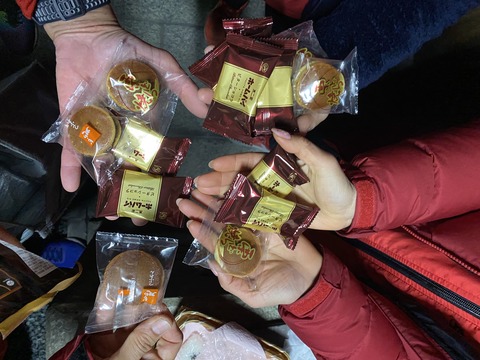 DF64DA9D-A0F2-4677-9367-37BD12BAE57D