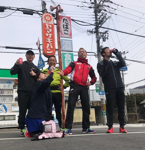 40EF1EED-3840-4042-8C31-21CAEFF39335