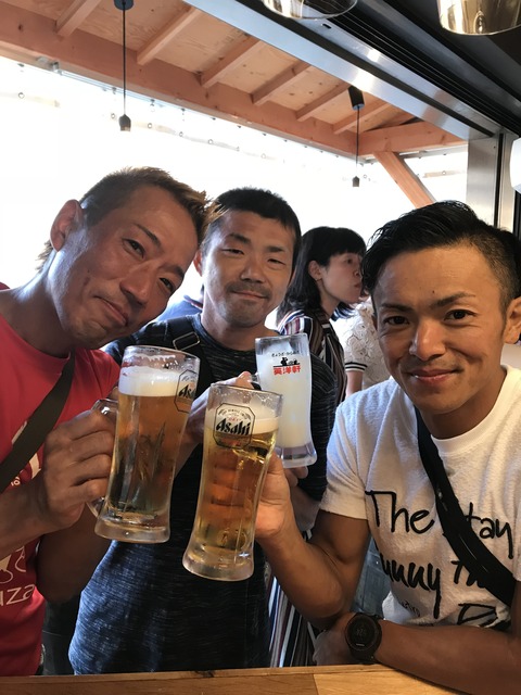 5BBD8E9F-F54C-4372-B7FB-B2600BC4C298