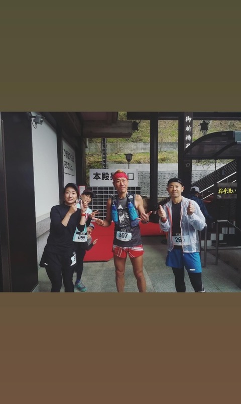 5B039158-B336-4FFB-819D-6B4CA8EBDD7A