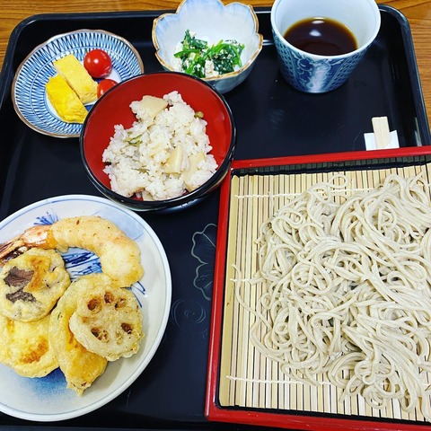 04CF8D87-23BF-45C9-A60B-E0E6B713417B