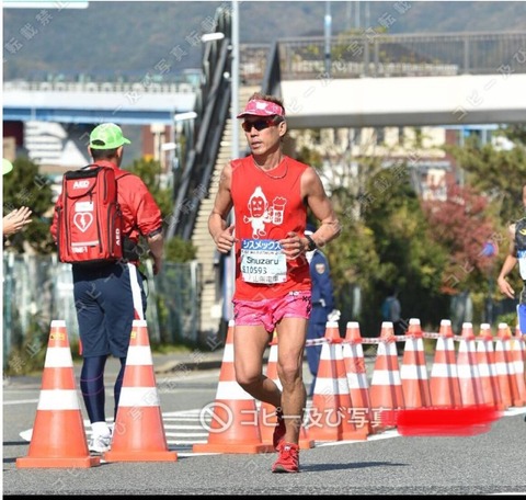 8FD60A49-B5AE-42AF-A9B6-A99B55C8AD71