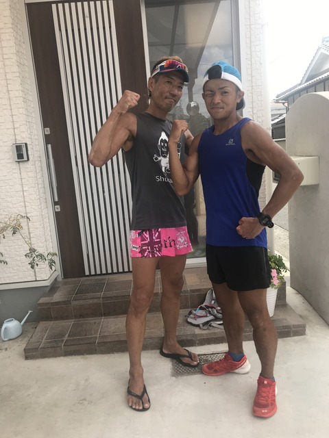 C2FE75B5-BE6D-496E-A81C-37902F085DB5