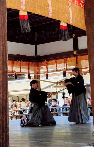 4FC3589A-FEA4-49A2-8B89-68EDA3C055A4-1-658x1024