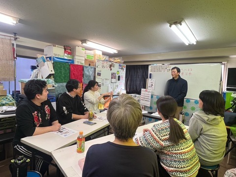 579DBD84-FF72-4CAB-A2E1-898B98B52F1B