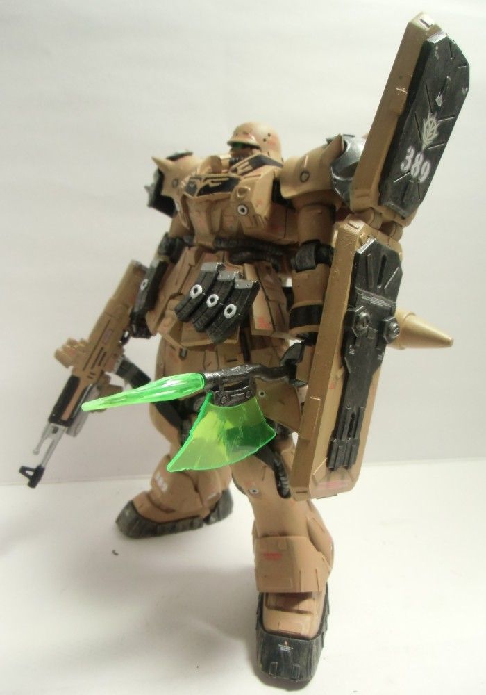 Hgucギラ ズール親衛隊機カラバリ 砂漠仕様 しばいつんの何でもない模型作成日記