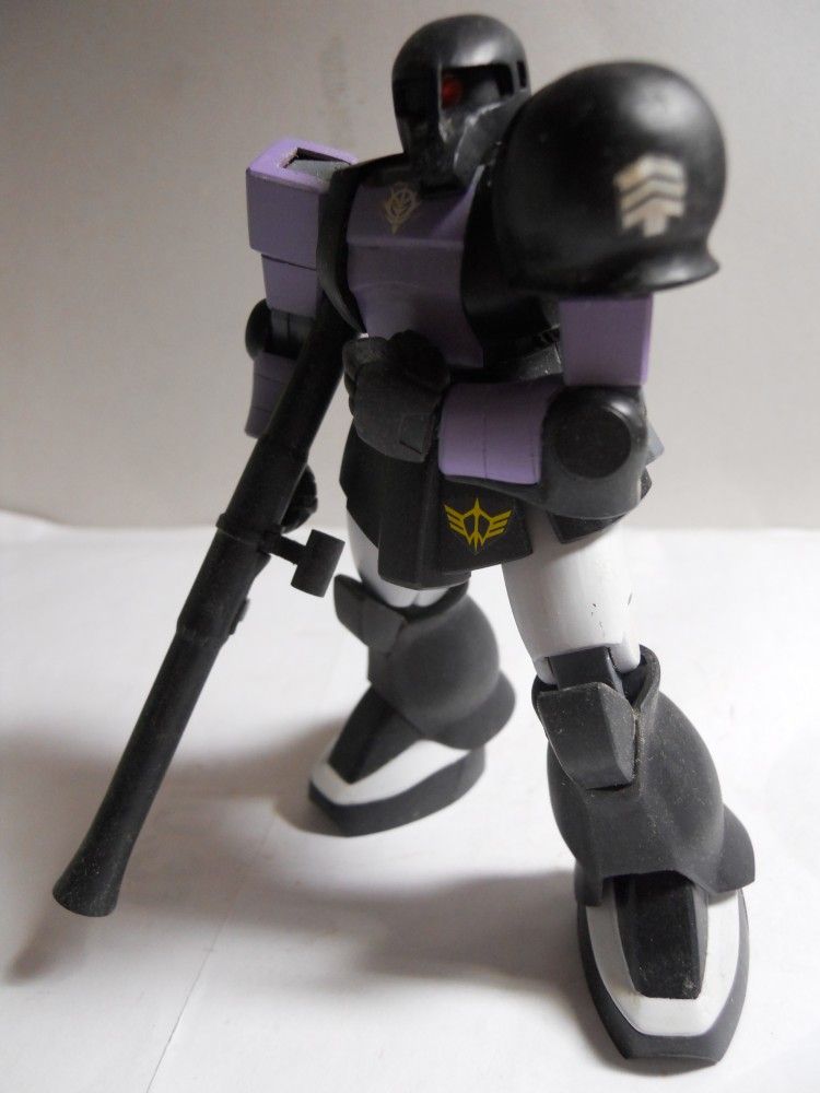 HGUCシャア専用ザク2 改造「黒い三連星ザク1」。 : しばいつんの何でも