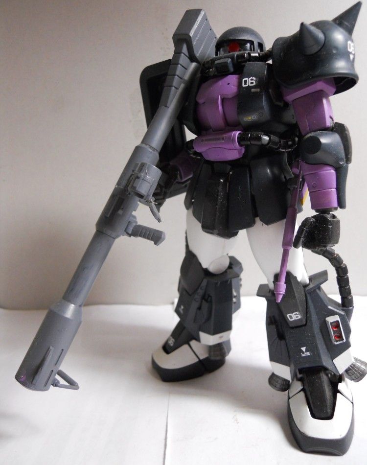 T ポイント5倍 機動戦士ガンダム Mg マスターグレード 高機動型ザク 黒い三連星 完成品 模型 プラモデル おもちゃ 22 132 Eur Artec Fr