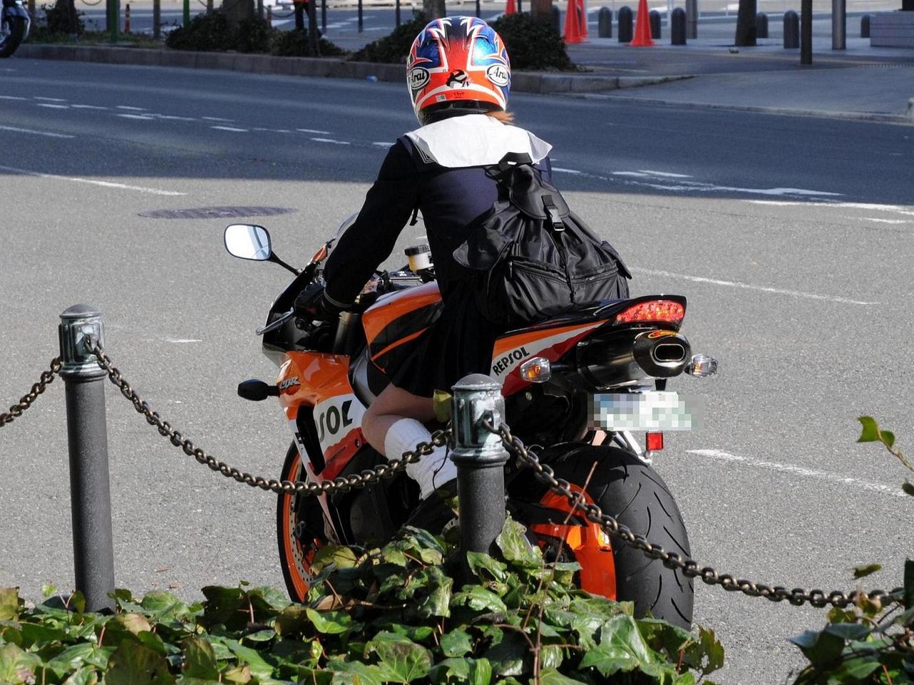こんにちはシベリア鉄道 ニュースに迷うトナカイの優しい瞳 女性もバイクに 荒川静香さん ヤマハの二輪車pr大使に 愛車は大型バイク ストライカー こんにちはシベリア鉄道 ニュースに迷うトナカイの優しい瞳 女性もバイクに 荒川静香さん ヤマハの二輪車pr大使に 愛車は大型バイク ストライカー