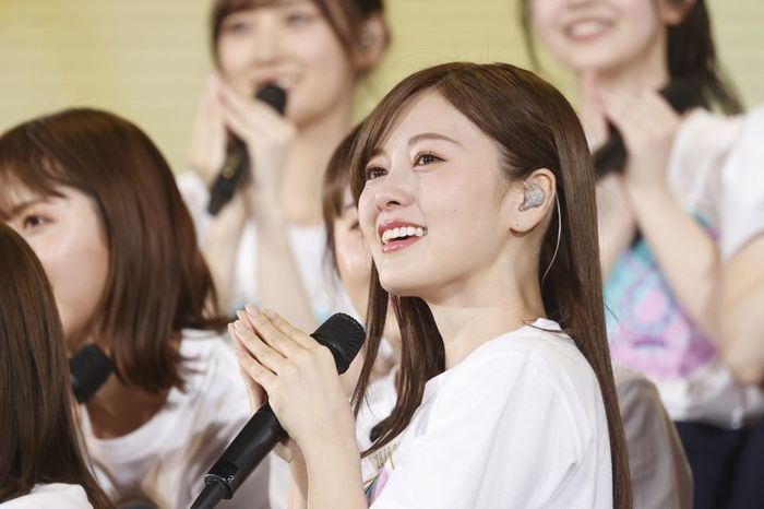 白石麻衣ポロリ