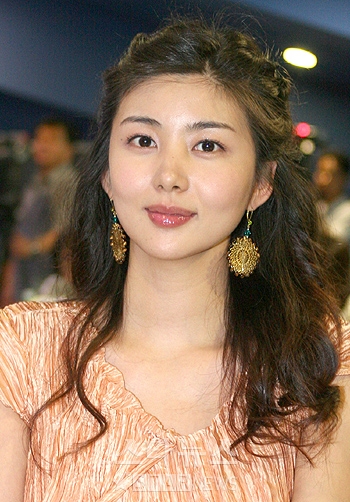 韓国女優 パク ソルミ 画像 パク ソルミのプロフィールです チソン 黄金のりんご 韓国女優 韓国情報バンキング