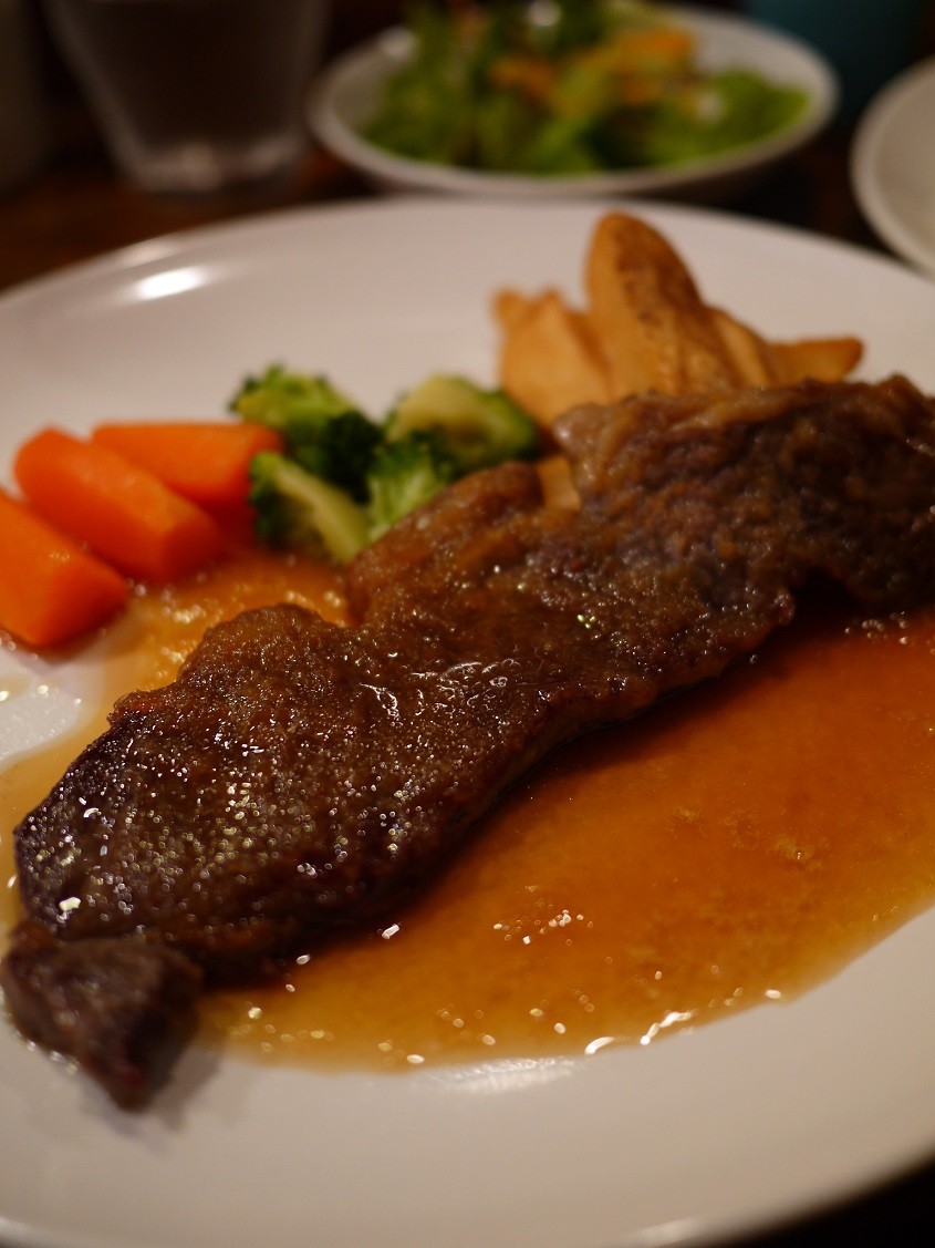 牛ステーキ600円にワンコインパスタも 関内 イタリアンバルぽると 濱端 牛ステーキ600円にワンコインパスタも 関内 イタリアンバルぽると 濱端