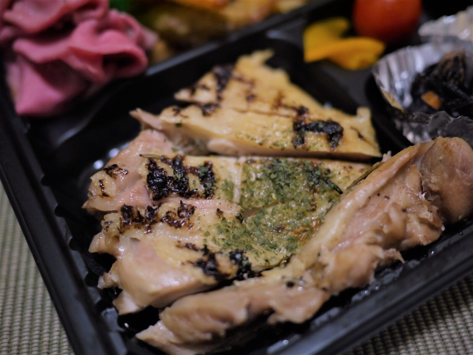 晩酌のアテはワンコイン弁当 濱端 晩酌のアテはワンコイン弁当 濱端