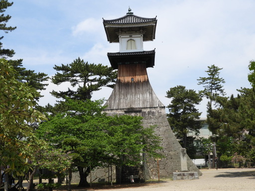 四国 282 高燈籠