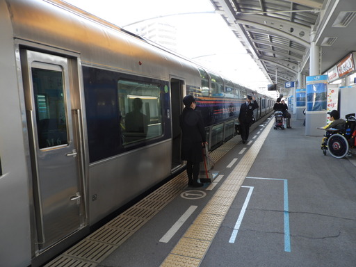 四国 120マリンライナー