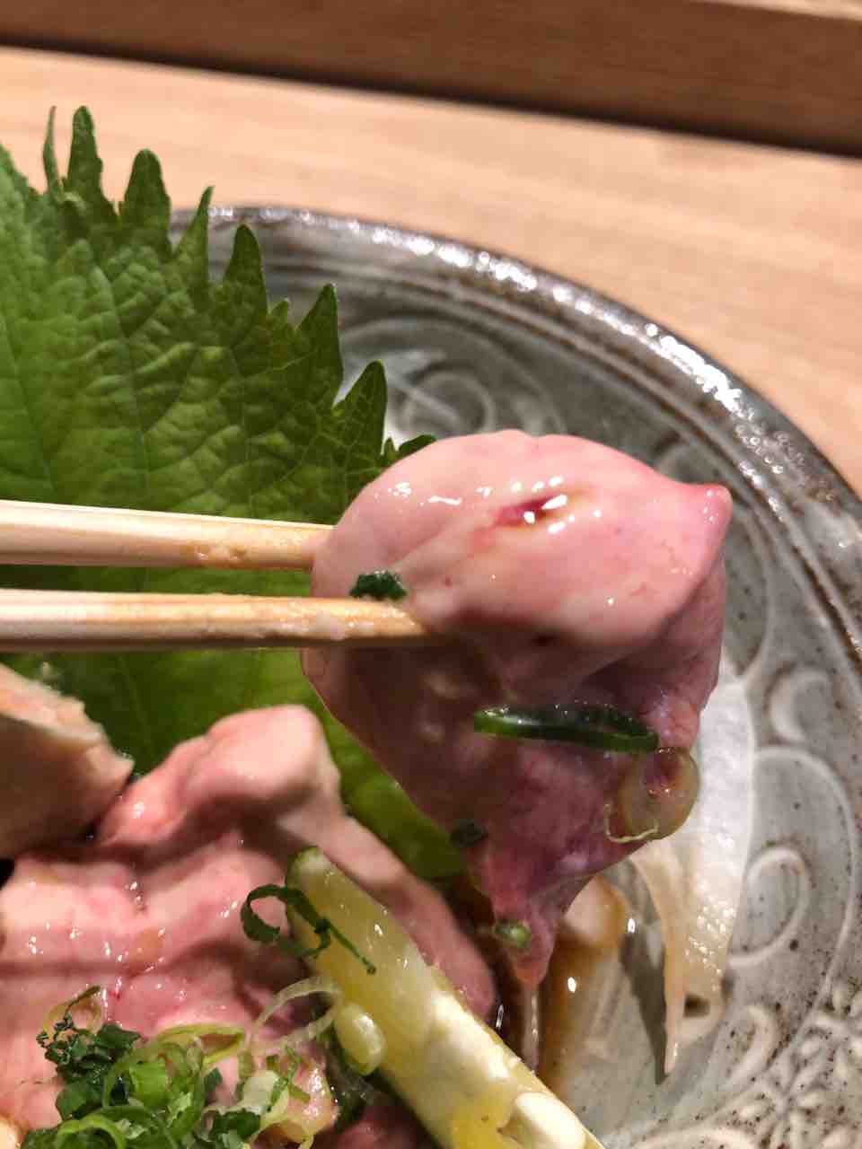 大阪 難波 魚屋卸業界の異端児 鮨なかもと しぃの酒場訪問記 大阪の立呑み ときどきおでかけ