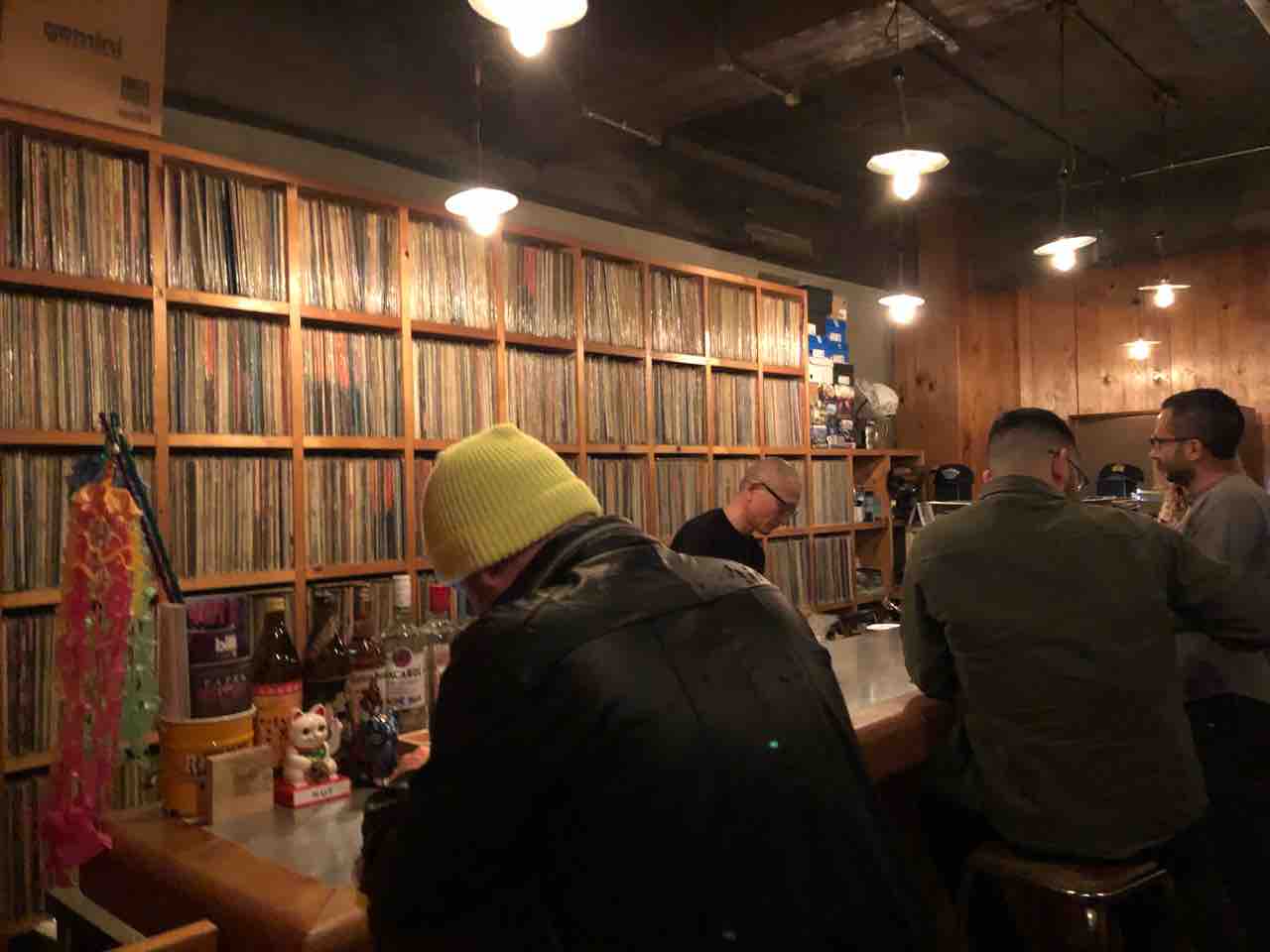 渋谷の音楽バー Jbs で素敵な出会い ｍｕｃｈａ リンチとハウス中毒