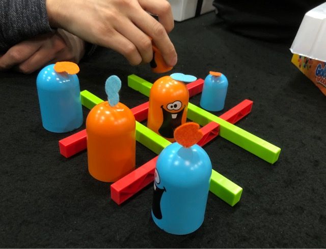 日記 ゴブラーズとklask 負けたくない戦いがそこには しくらめんのゲームとげえむ 日記 ゴブラーズとklask 負けたくない戦いがそこには しくらめんのゲームとげえむ
