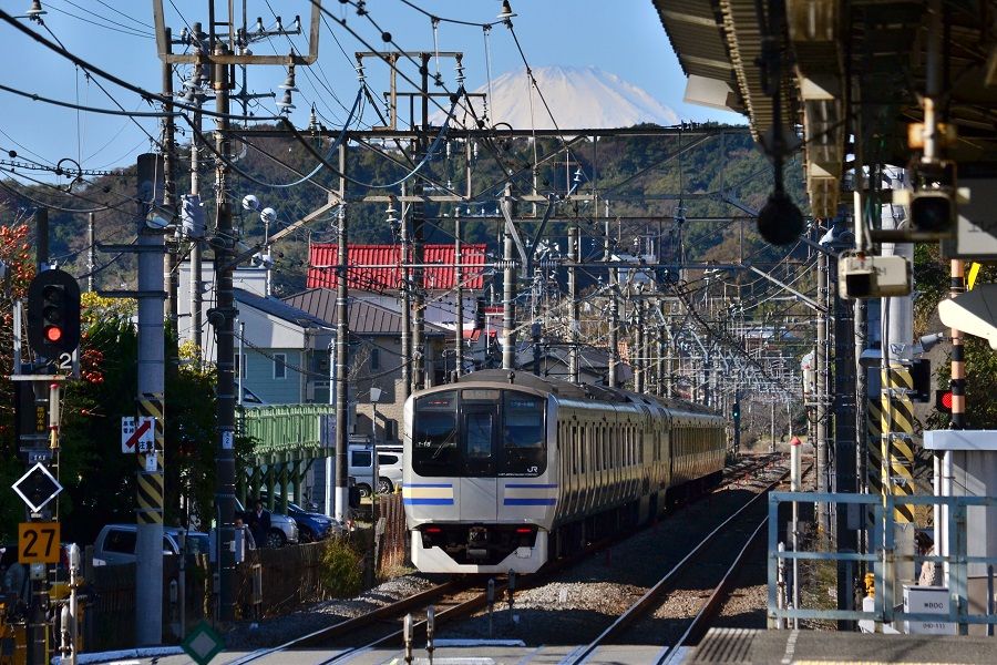 東逗子駅から富士山 17年11月 Moon Express