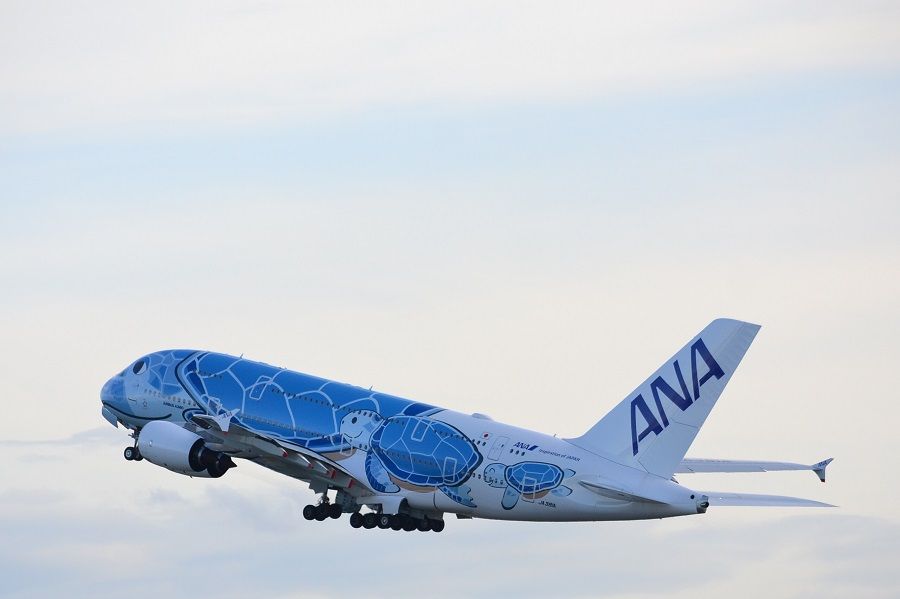 Ana エアバスa380 800 Ja381a 明るい時間の離陸を Moon Express