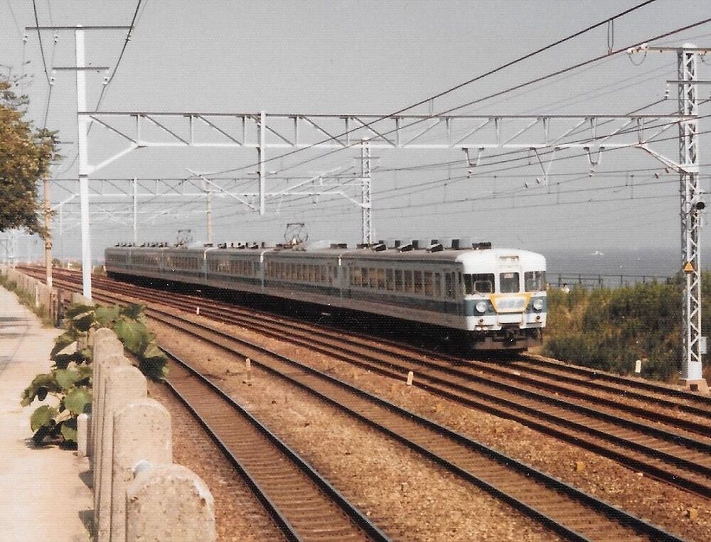 153系「ブルーライナー」新快速 （1975・1979年） : Silence Express
