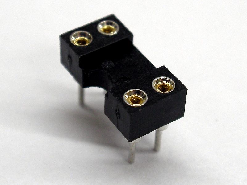 シリコンハウスへようこそ:異色のICソケット新入荷！