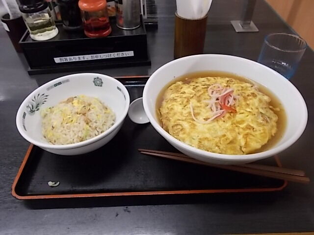 日高屋の天津麺 Estacao Central 避難小屋