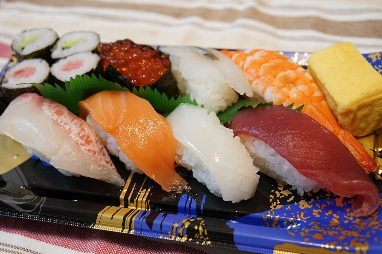 沼津魚がし鮨 静岡パルシェテイクアウト店 わんぽの毎日ブログ 沼津魚がし鮨 静岡パルシェテイクアウト店 わんぽの毎日ブログ