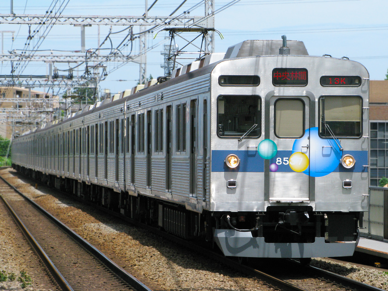 シャボン玉が涼しげで : 銀色電車研究室 ＠nano factory公式ブログ