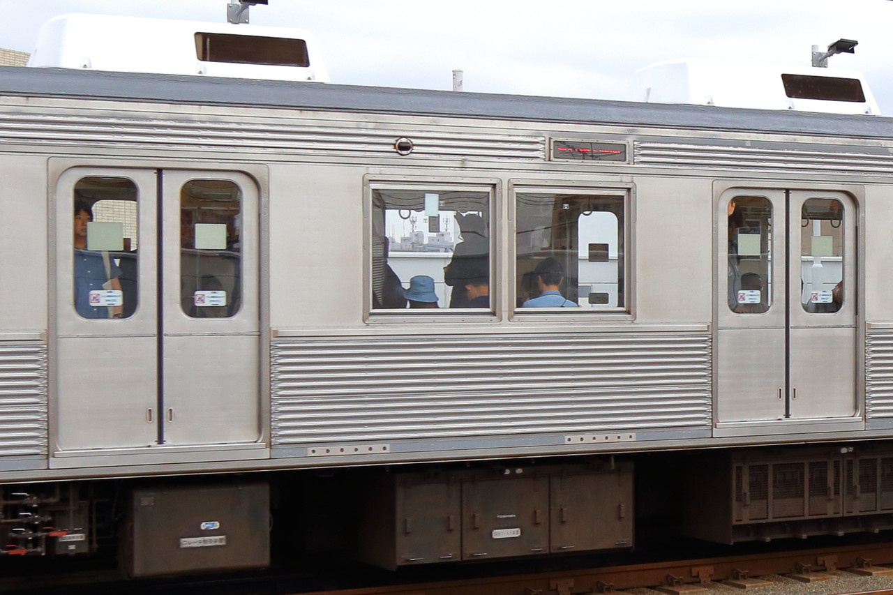車輛資料集】東急8500系 車体外観編 その2 : 銀色電車研究室