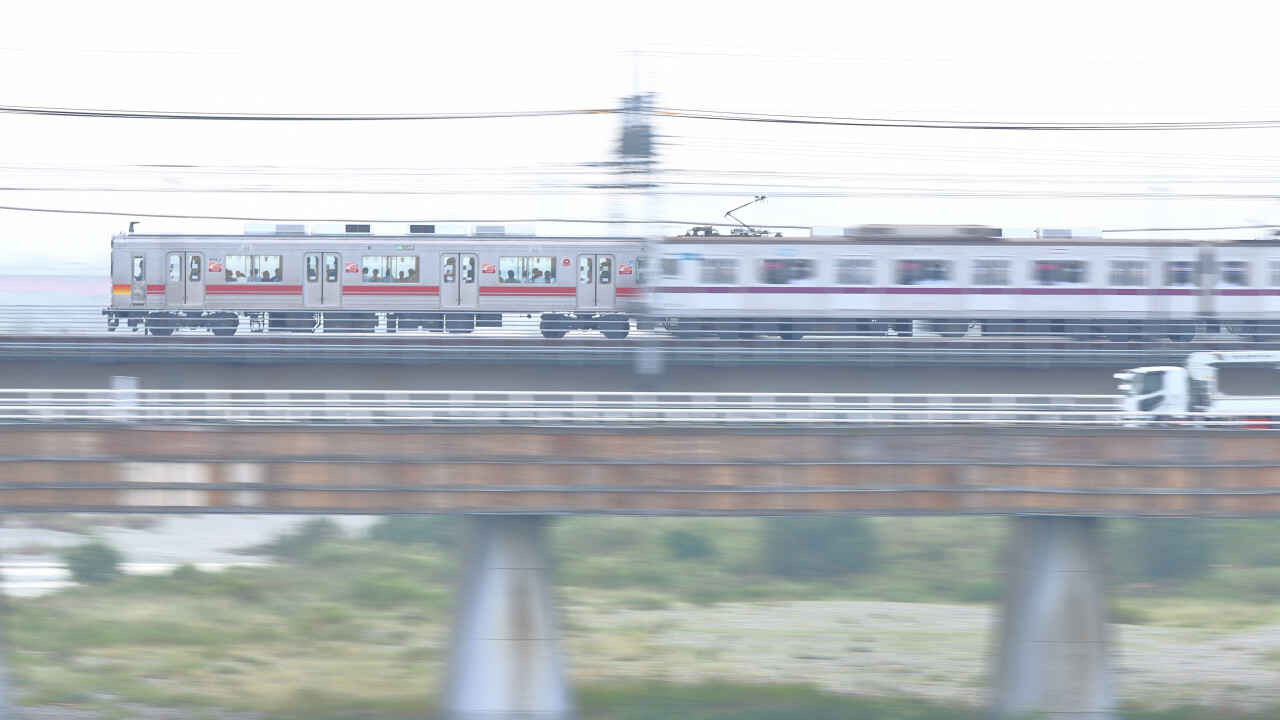 田園都市を流す 銀色電車研究室 Nano Factory公式ブログ 田園都市を流す 銀色電車研究室 Nano Factory公式ブログ