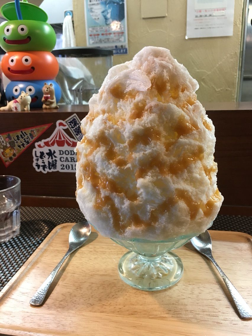 旗の台 ブンブンブラウカフェ Bum Bun Blau Cafe でいちごエスプーマのかきごおり 炭酸ウーロン茶