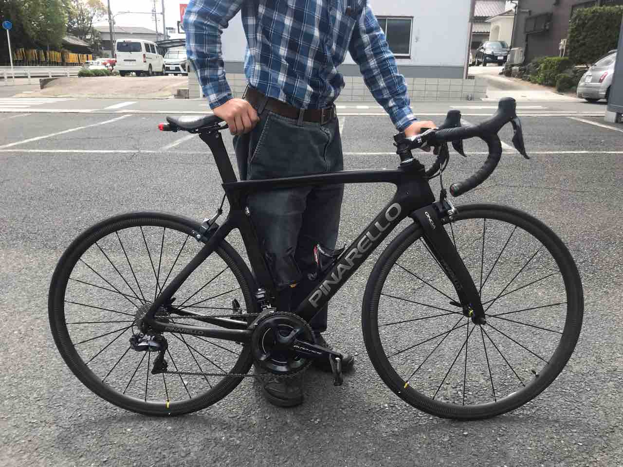 ロードバイクGRAPHITE DESIGN ZANIA 11速 510とマビック キシリウムSL