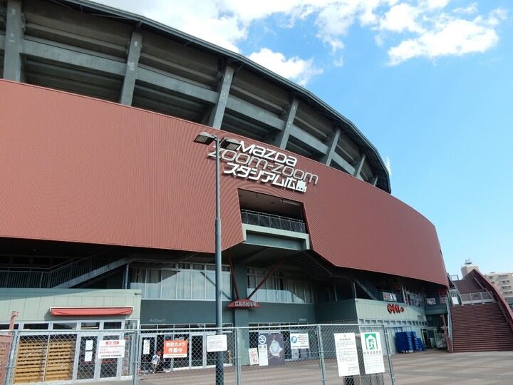 広島マツダスタジアムの初動負荷理論マシン 今季から設備一新 フル装備 に進化 ニュース ミリオネア