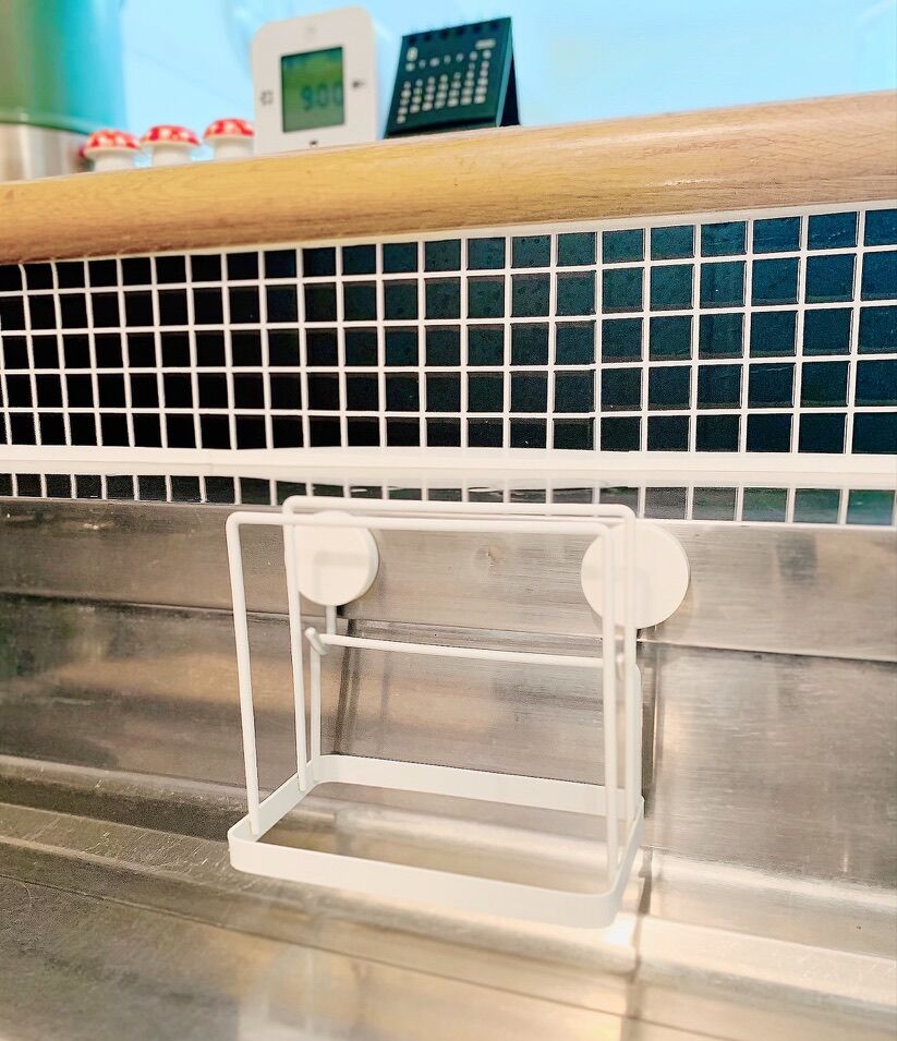 セリア まな板は浮かせる収納でしっかり水切り Simple One