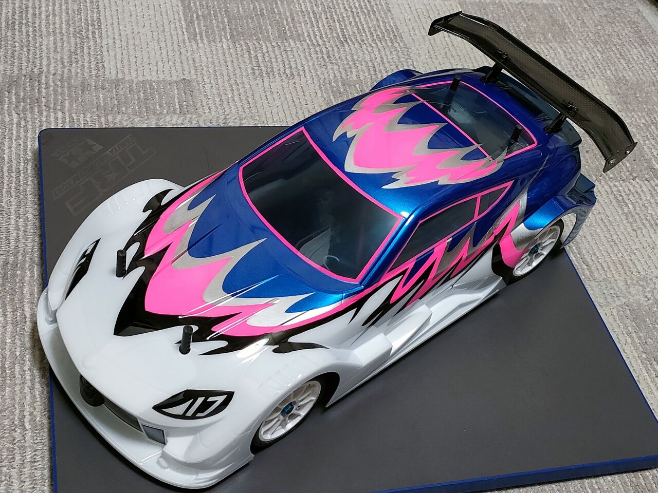 ボディがやっと完成した＠MOTUL AUTECH Z : しんさんのラジブロ