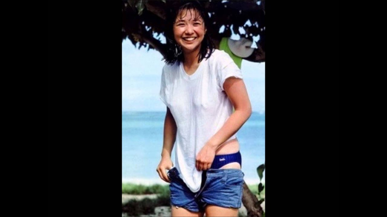 美子 ビキニ カレンダー 写真 宮崎 宮崎美子61歳ピカピカのビキニ姿、伝説ＣＭ40年