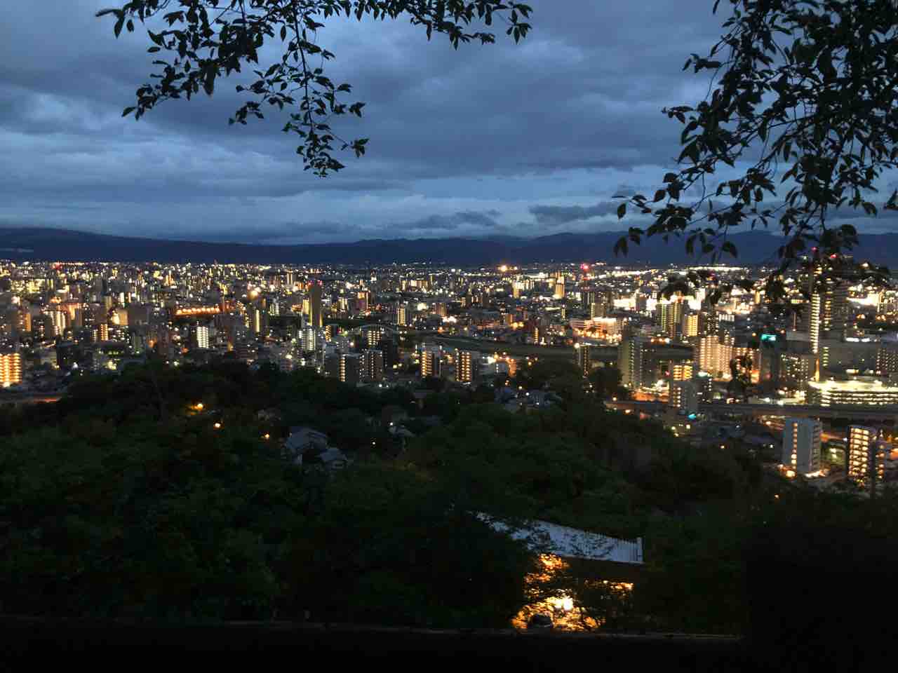 Iphoneで夜景撮ってみた 花岡山 シングル親の小言 日記