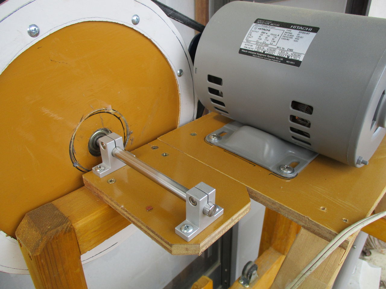 歌うuncle Kの部屋の扉 土振るい機製作に挑戦してみました