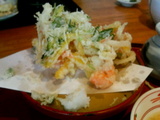 昼食のでかいかきあげ