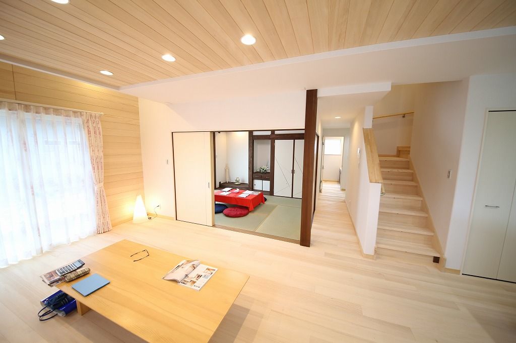 リビング階段 ビカビのもみの木だより