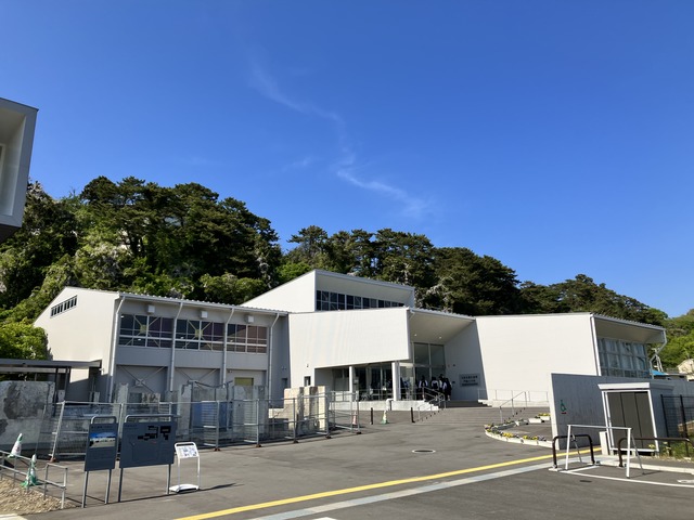 69C822E1-EAD0-40F4-B200-546543ED2D02